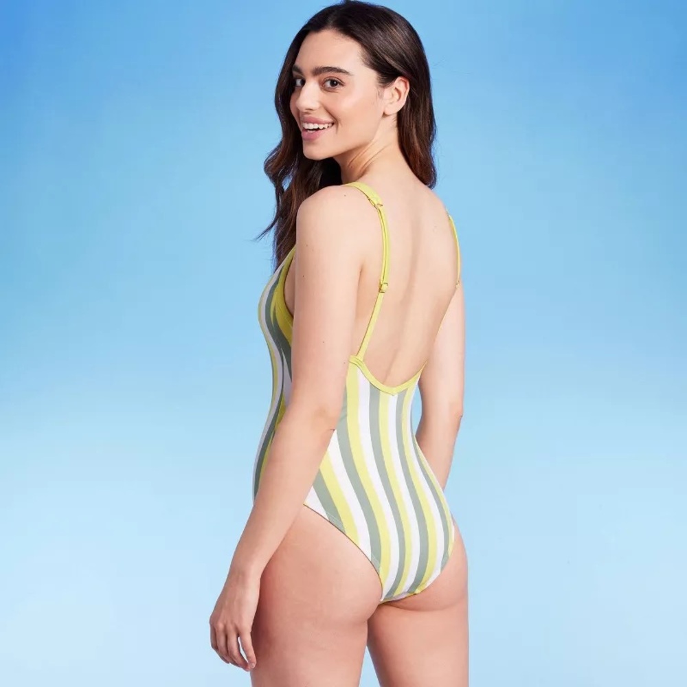 Kona Sol One Piece Swim Suit High Leg Striped Swimsuit Bathing Suit Size S NWT